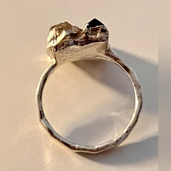 Handcrafted Sterling Silver Shield Quartz & Black Tourmaline, Ring Size 7 - Picture 4 of 9